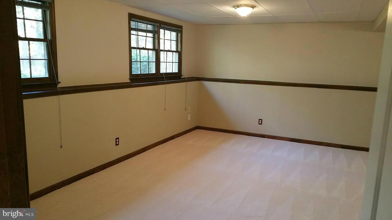 LAKE WILDERNESS - Residential