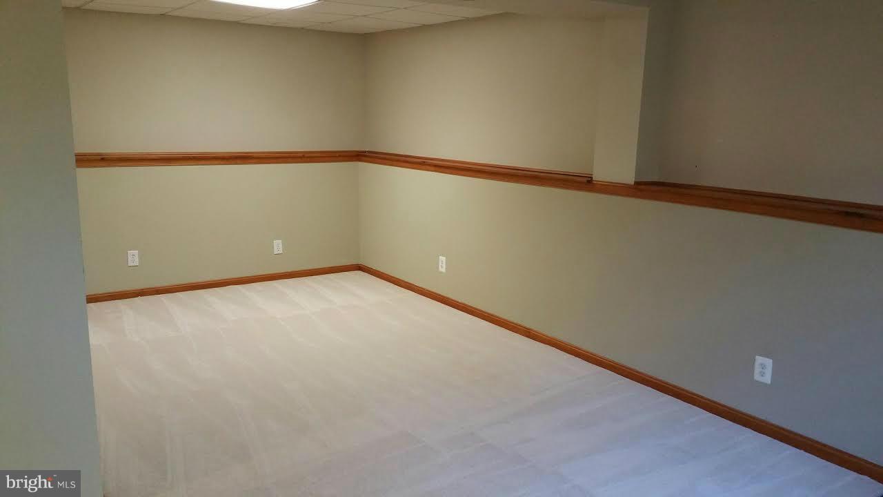 LAKE WILDERNESS - Residential