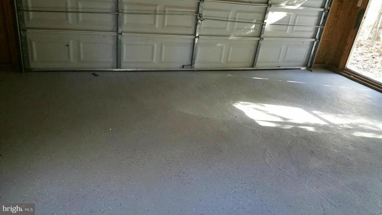 LAKE WILDERNESS - Residential