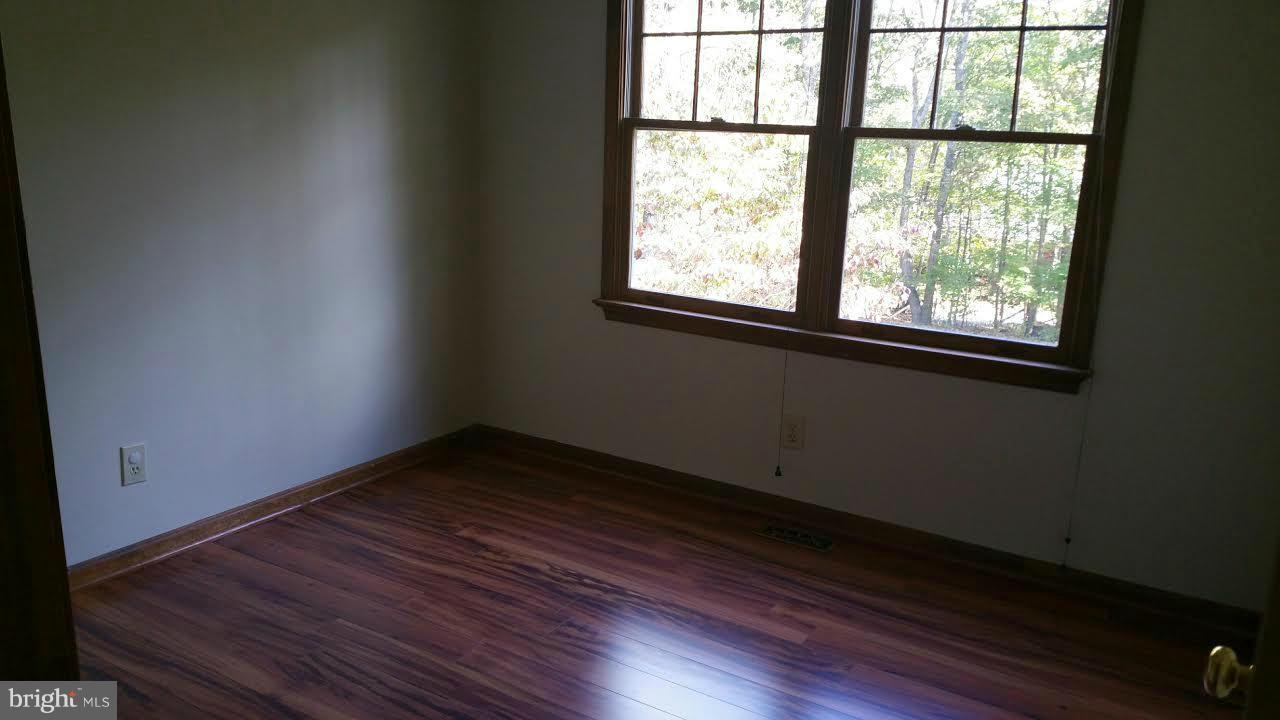 LAKE WILDERNESS - Residential