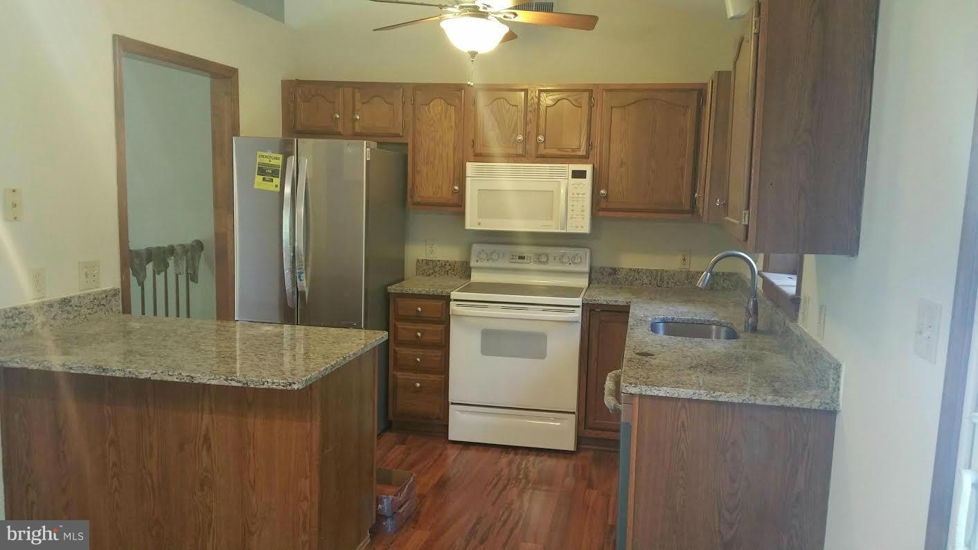 LAKE WILDERNESS - Residential