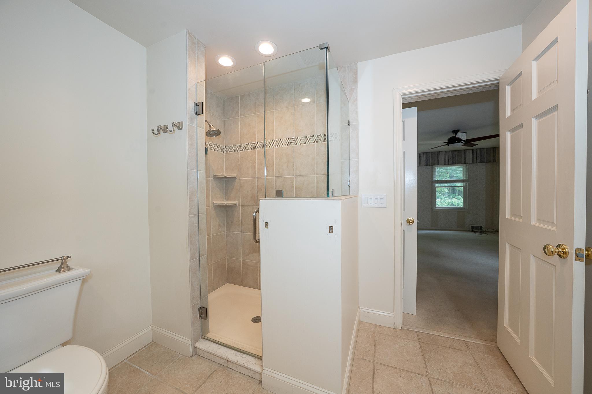 WYNNEWOOD - Residential