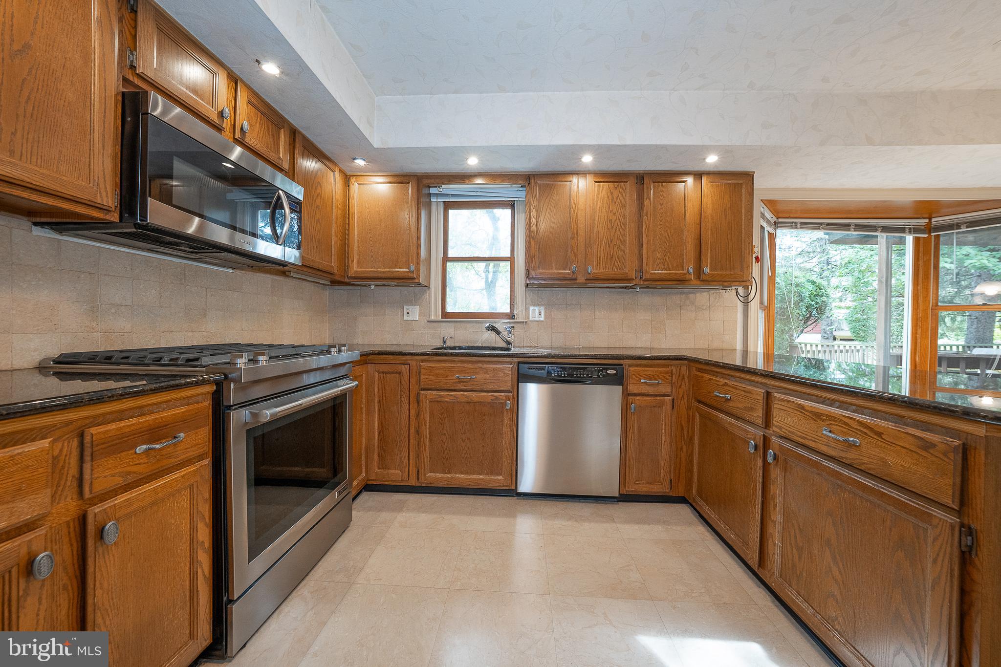 WYNNEWOOD - Residential