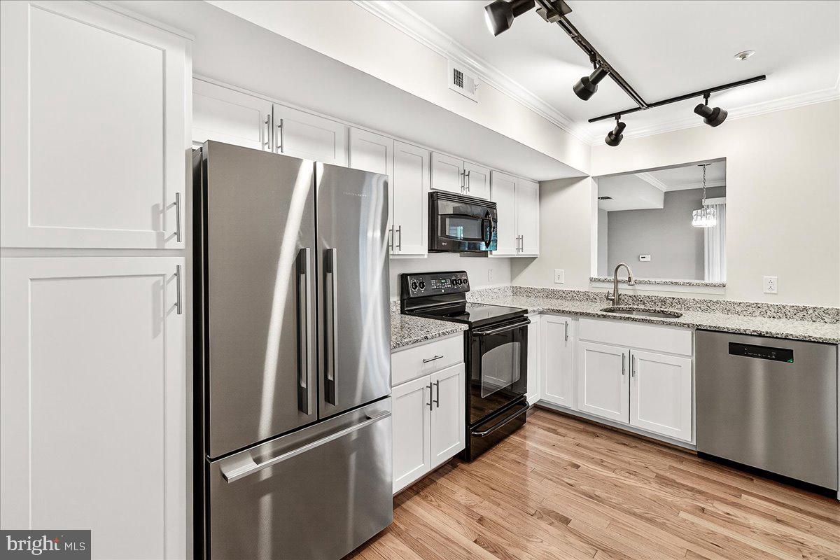 GERMANTOWN - Residential