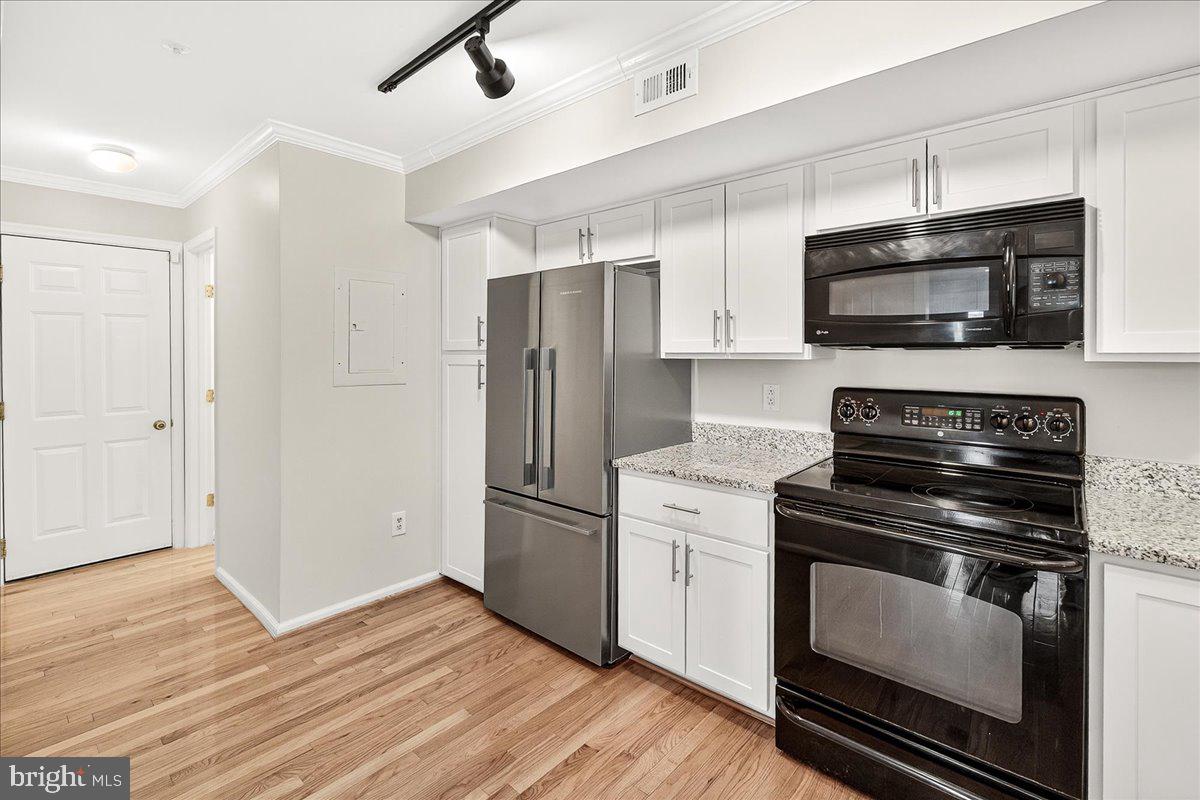 GERMANTOWN - Residential