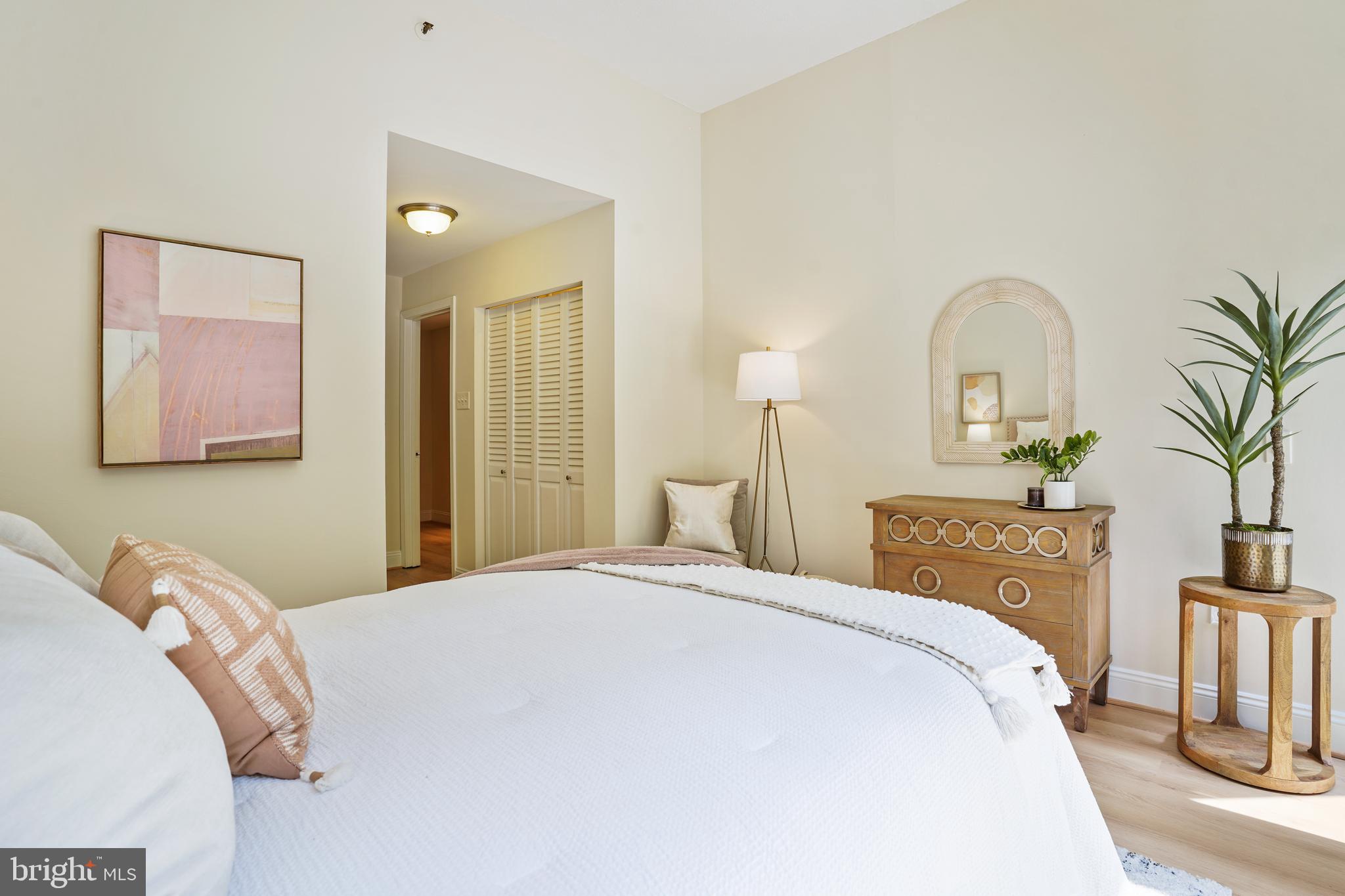 THE ATRIUM - Residential