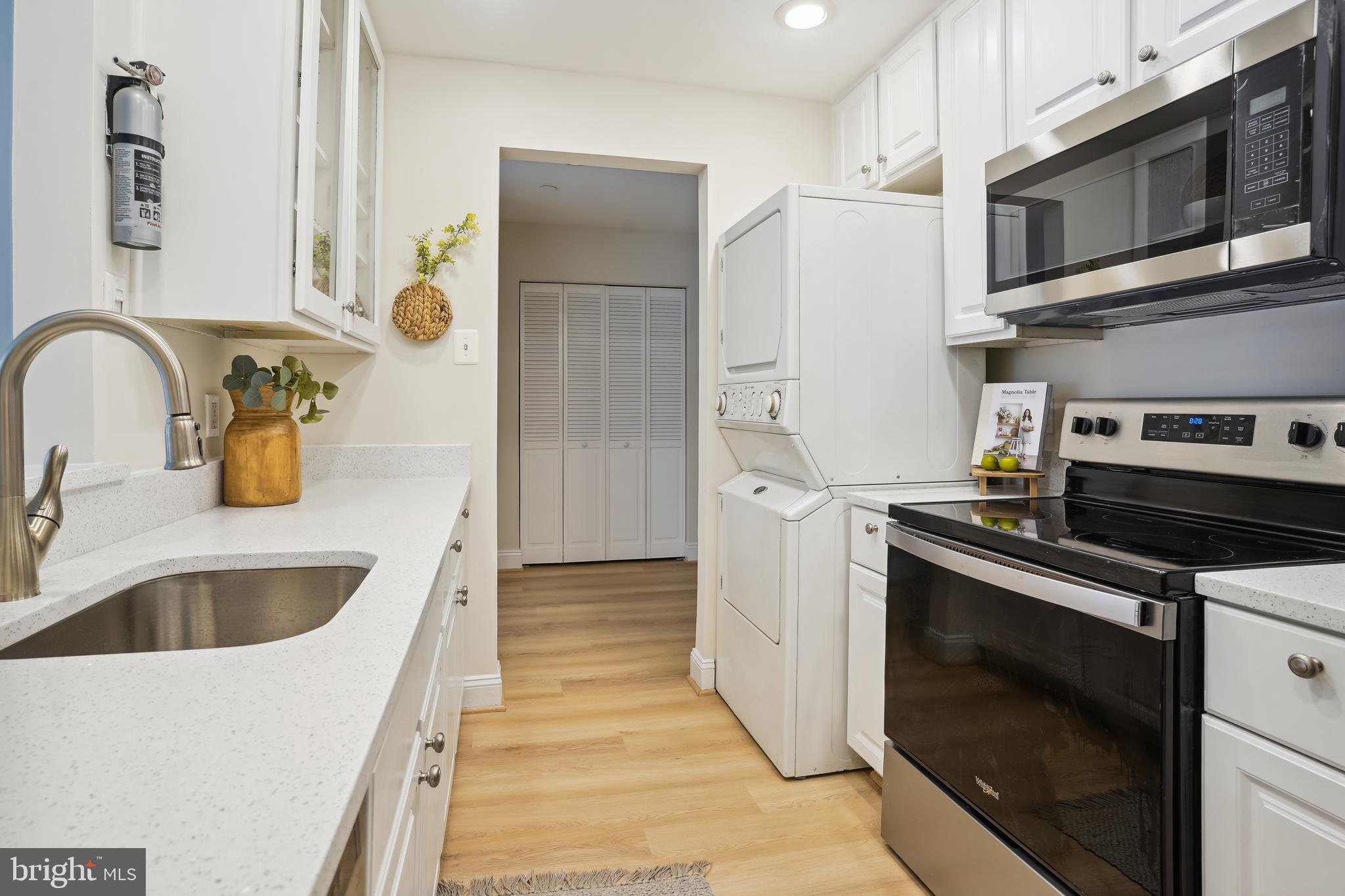 THE ATRIUM - Residential