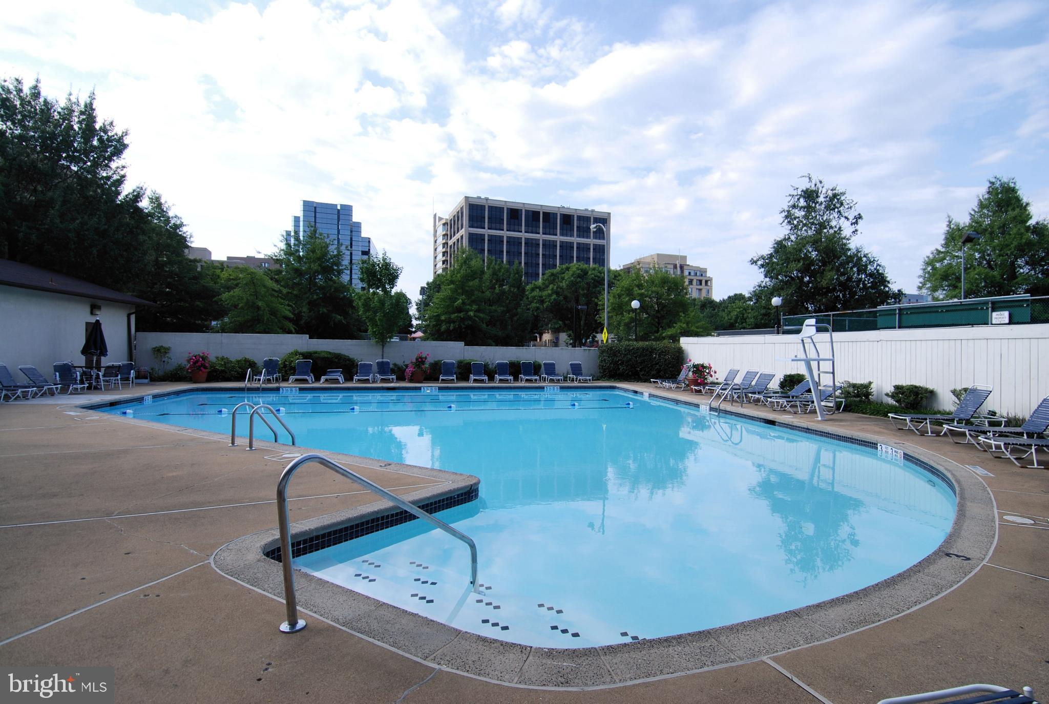 THE ATRIUM - Residential