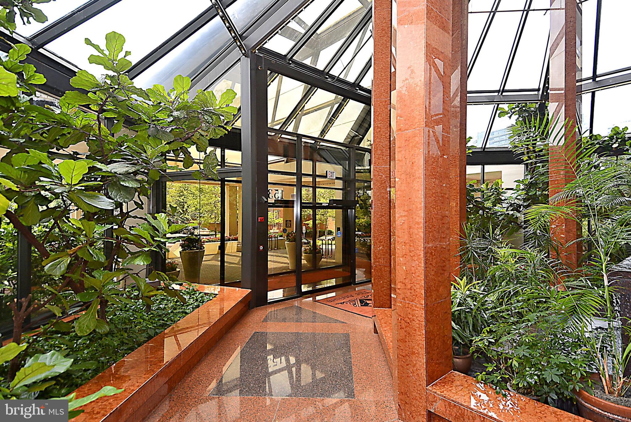 THE ATRIUM - Residential