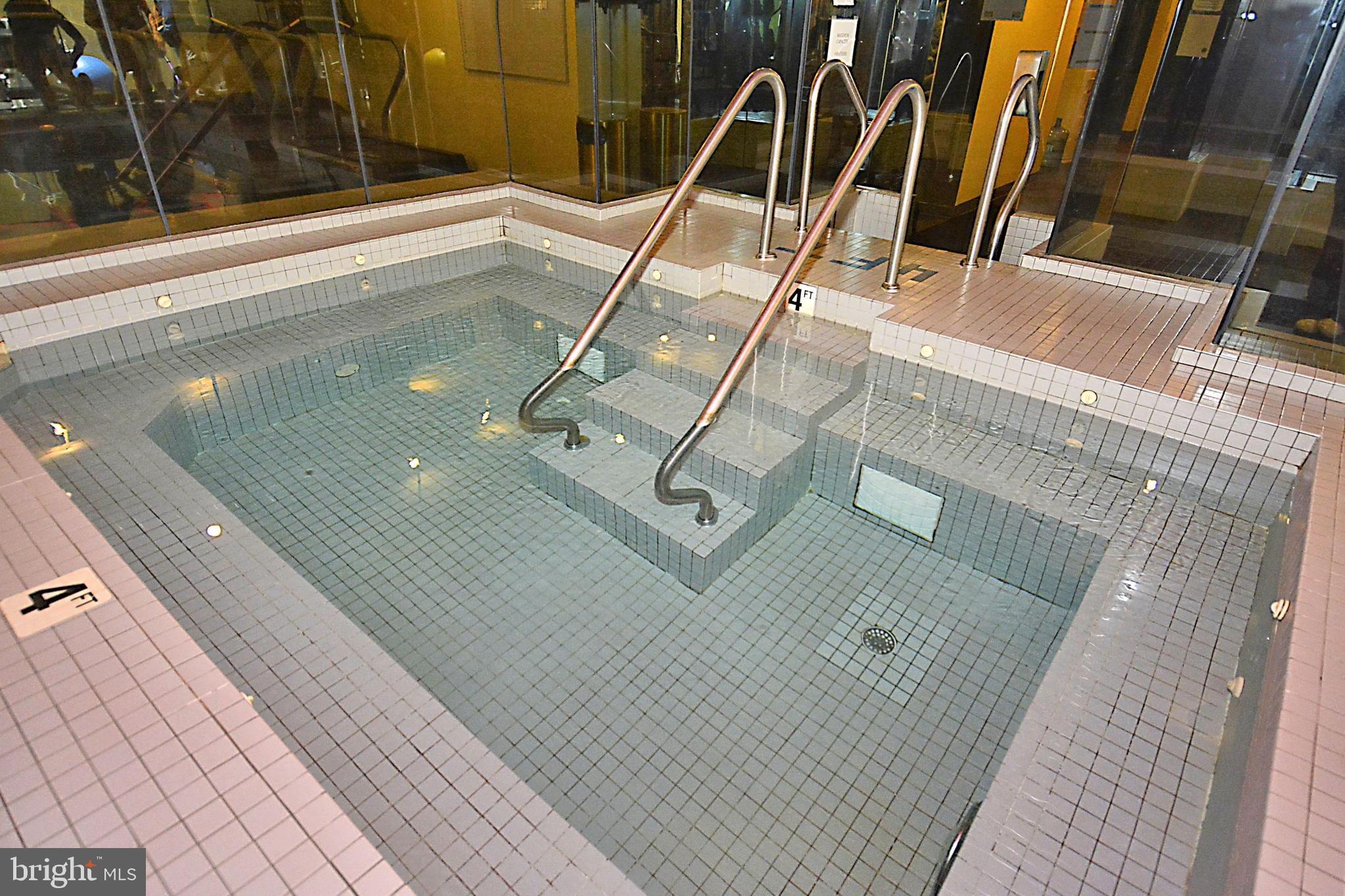 THE ATRIUM - Residential