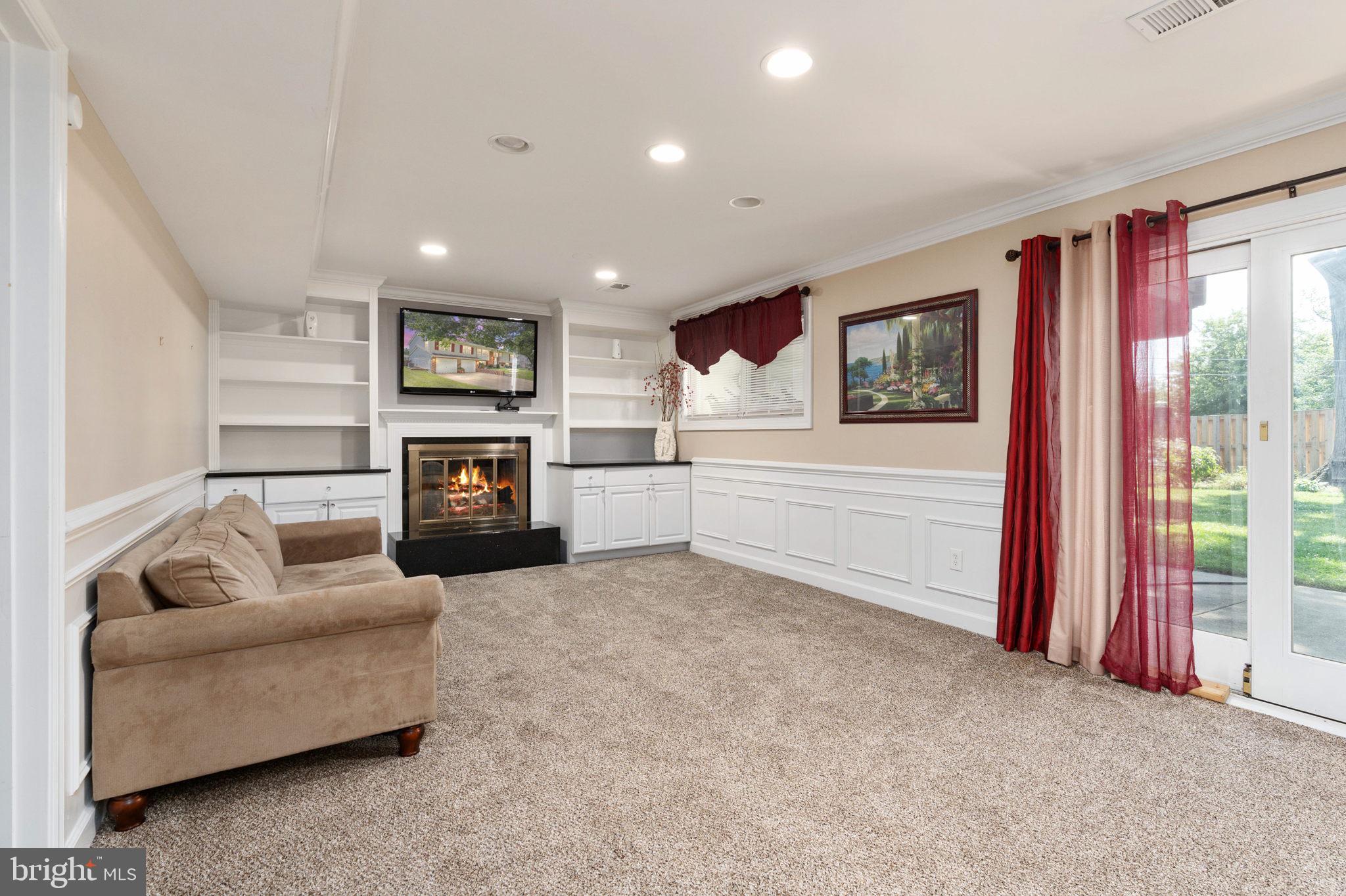 MONTICELLO WOODS - Residential