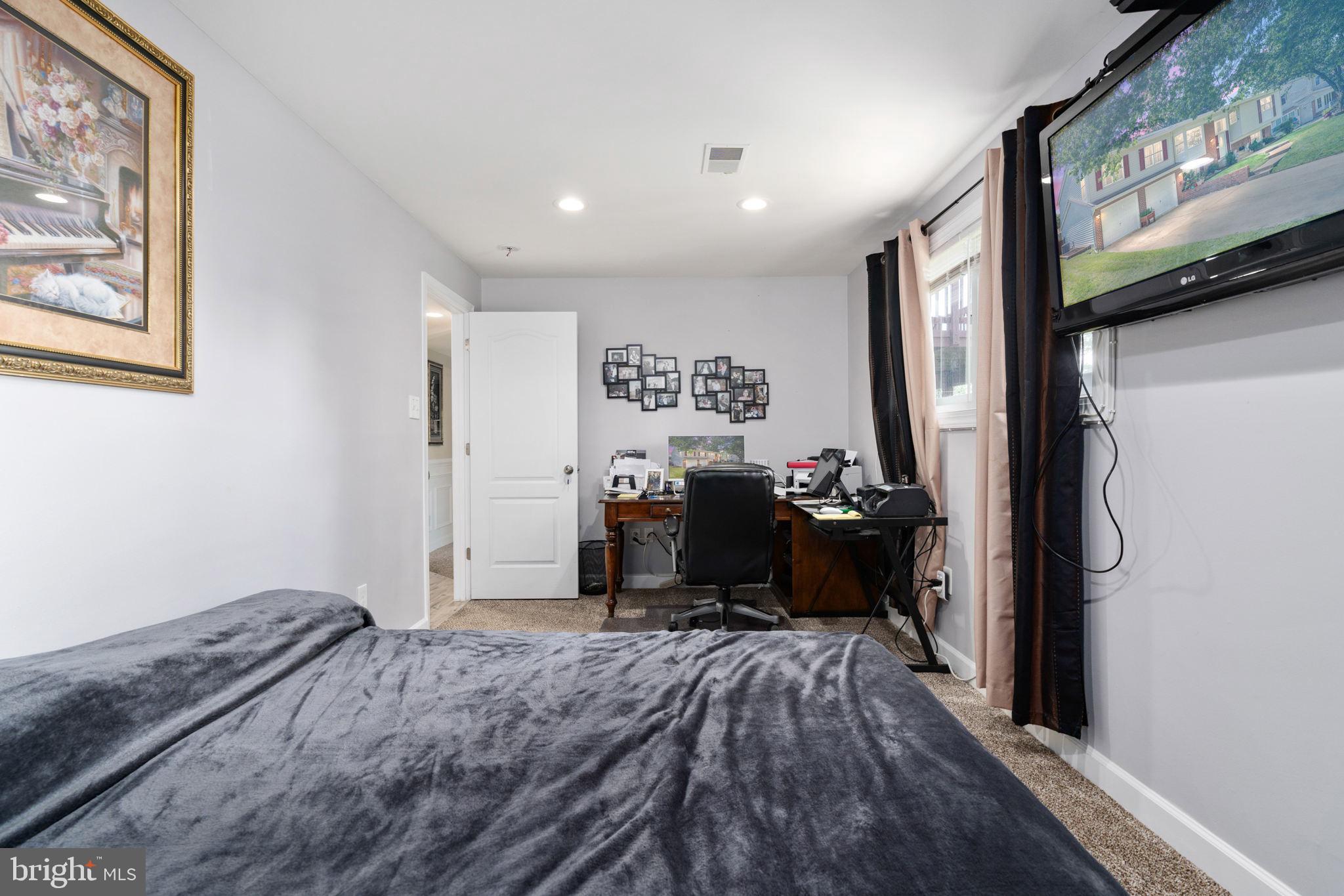 MONTICELLO WOODS - Residential