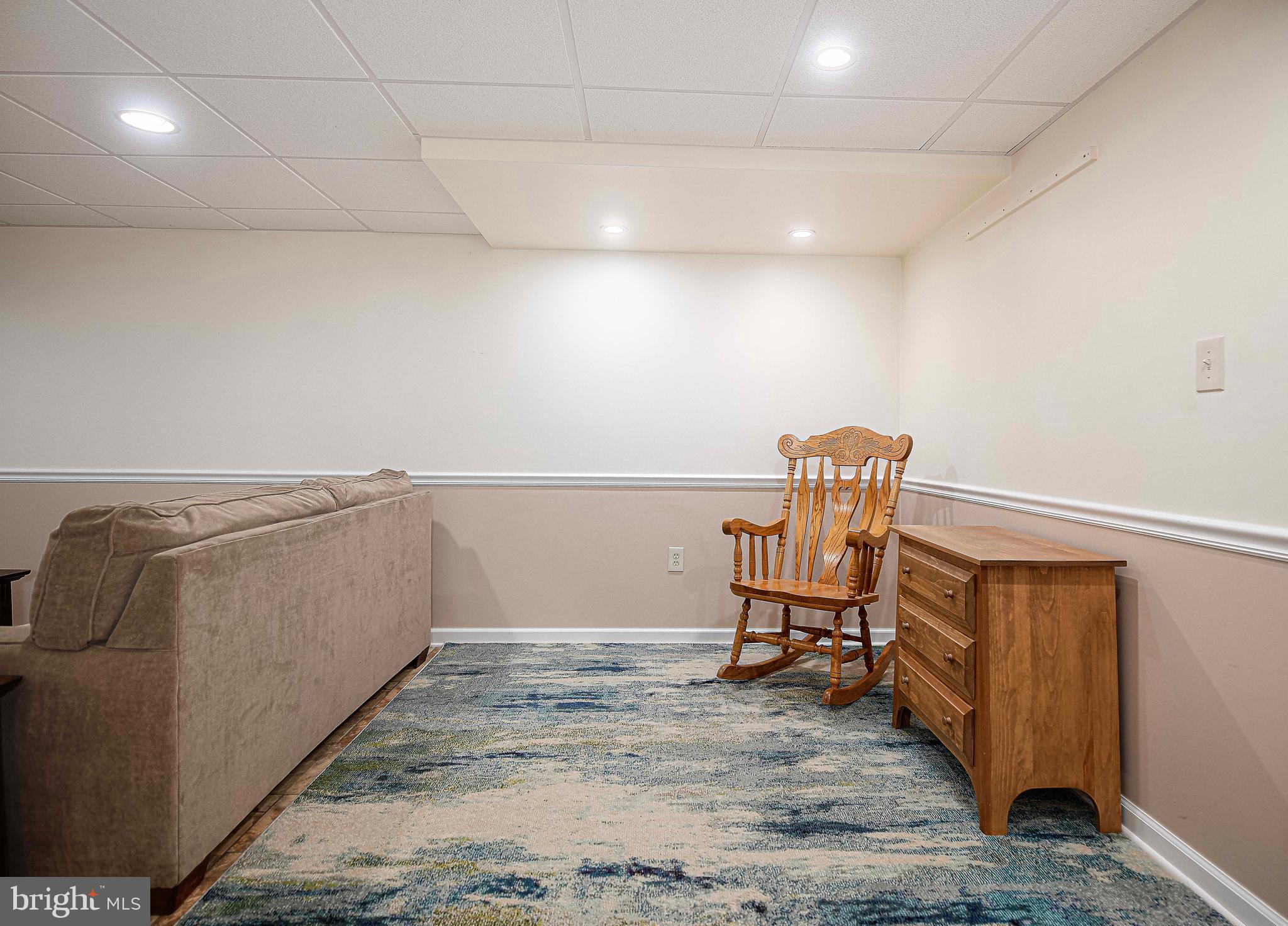 QUIET INHERITANCE - Residential