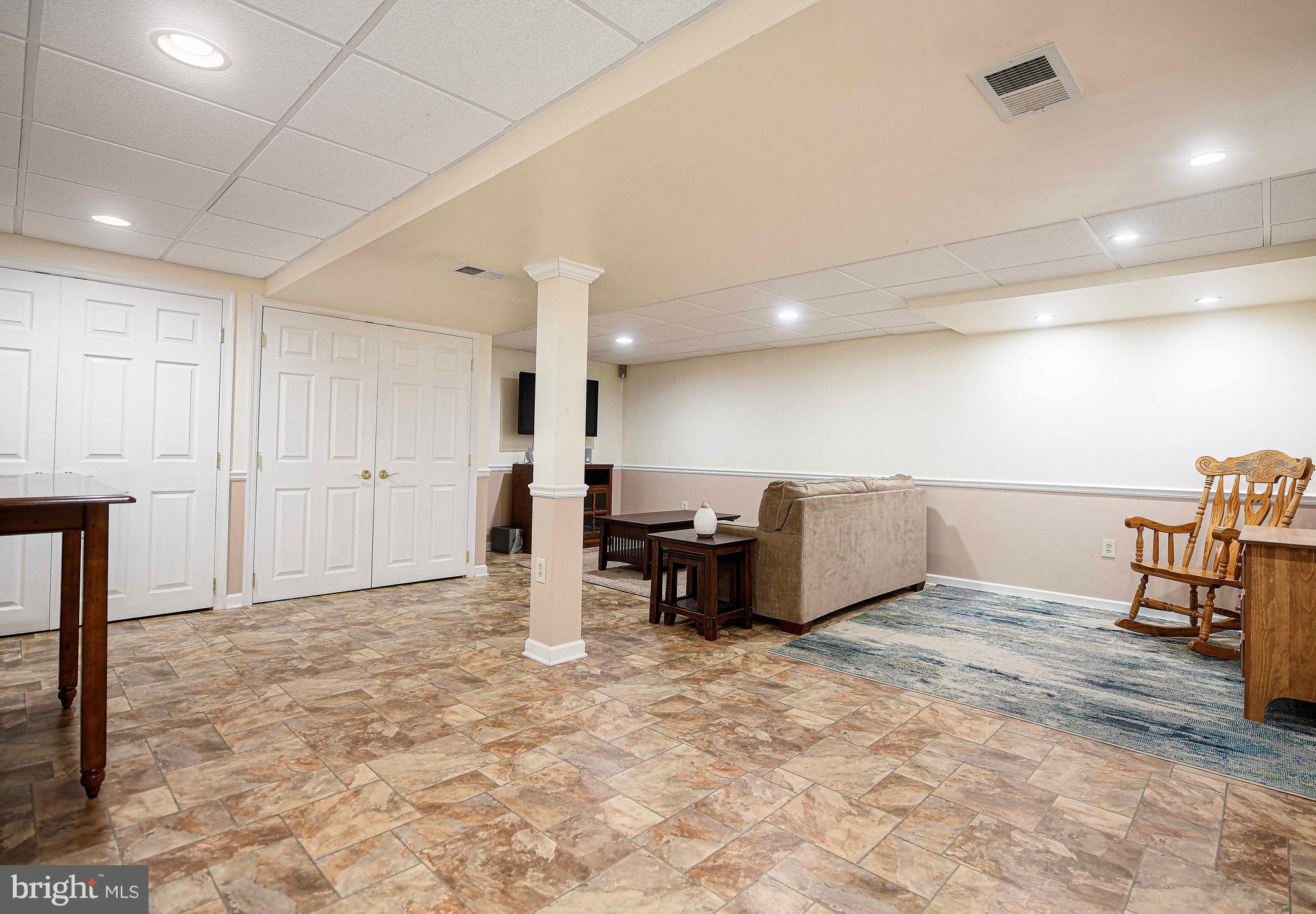 QUIET INHERITANCE - Residential