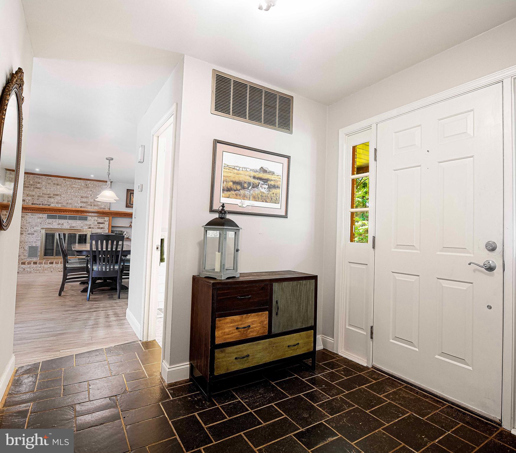 QUIET INHERITANCE - Residential