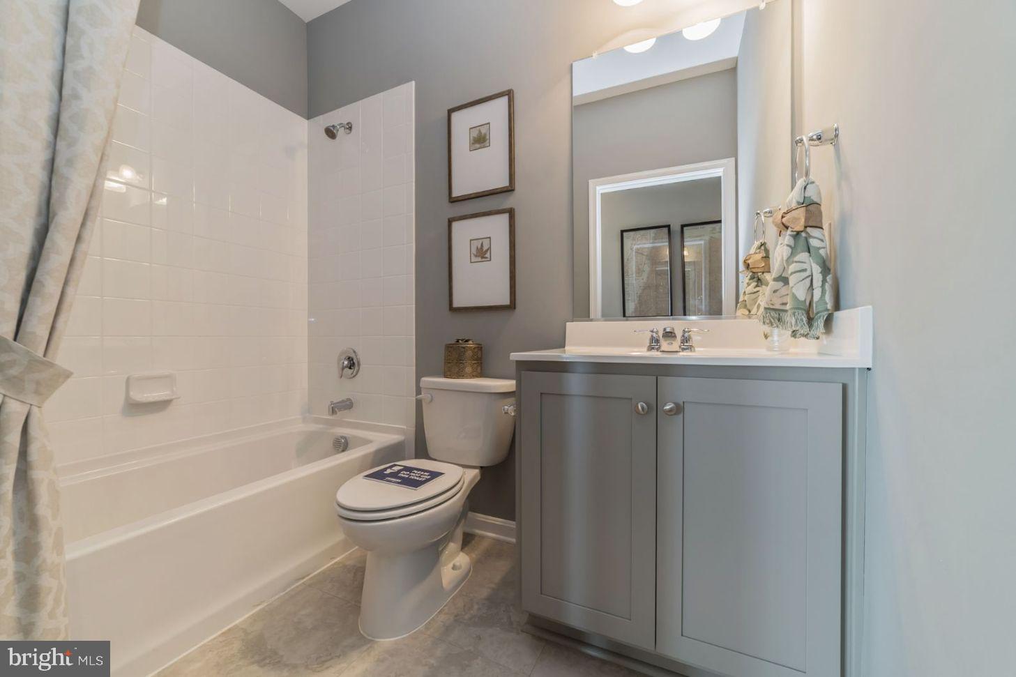 STONEGATE - Residential