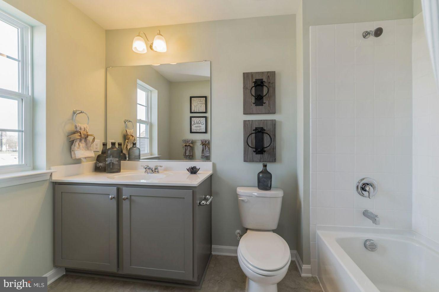 STONEGATE - Residential