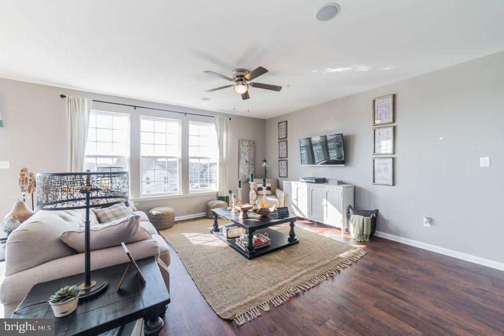 STONEGATE - Residential