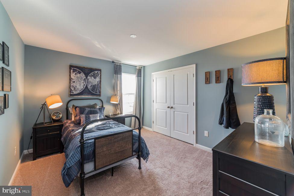 STONEGATE - Residential