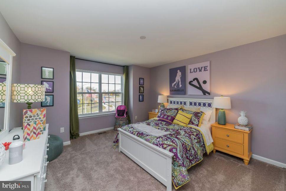 STONEGATE - Residential