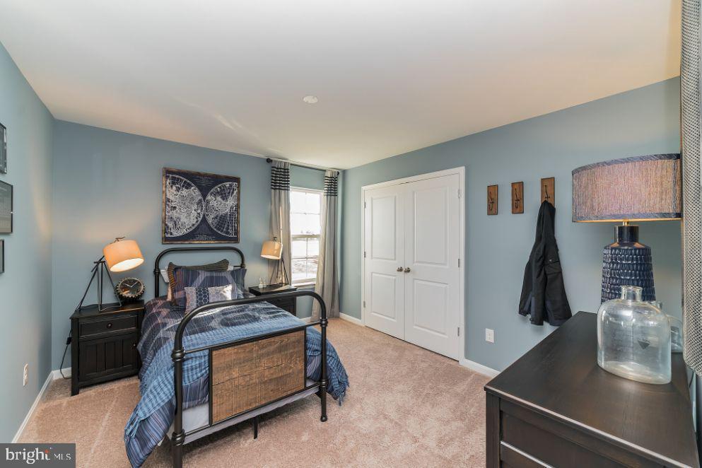 STONEGATE - Residential