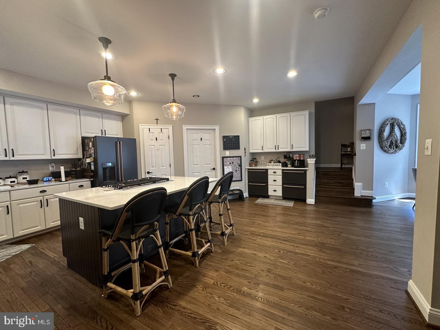 306 PURE SPRING CRESCENT