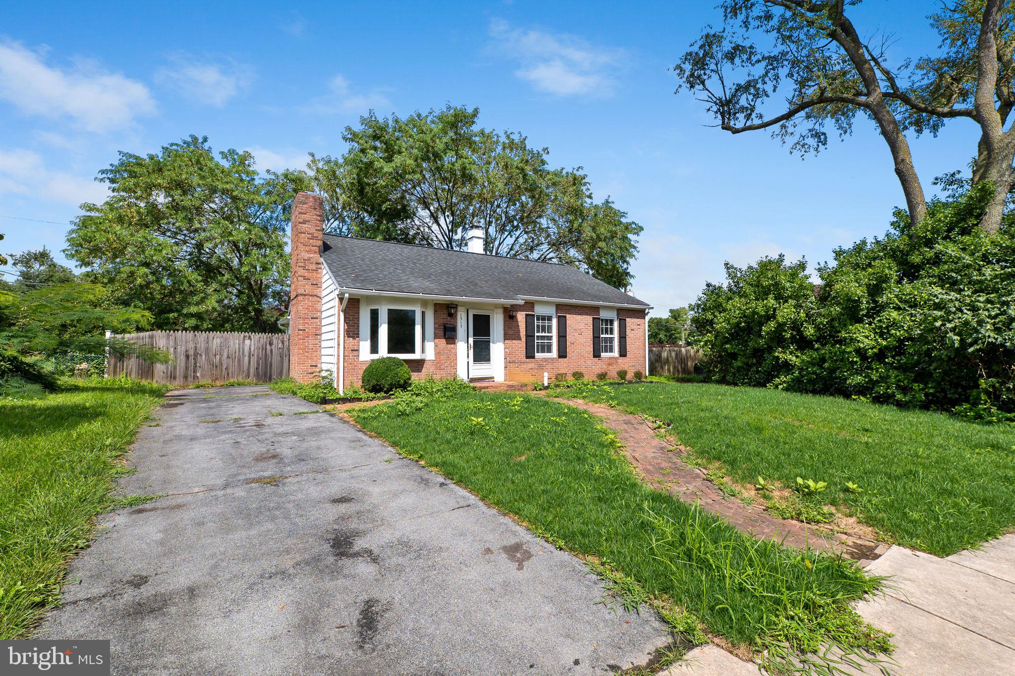 1317 CEDARWOOD DRIVE