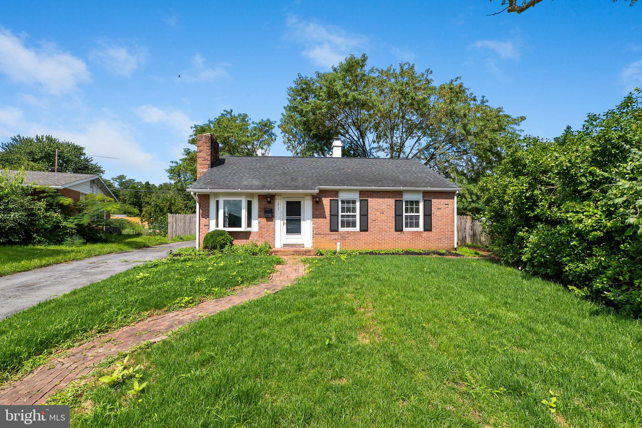 1317 CEDARWOOD DRIVE
