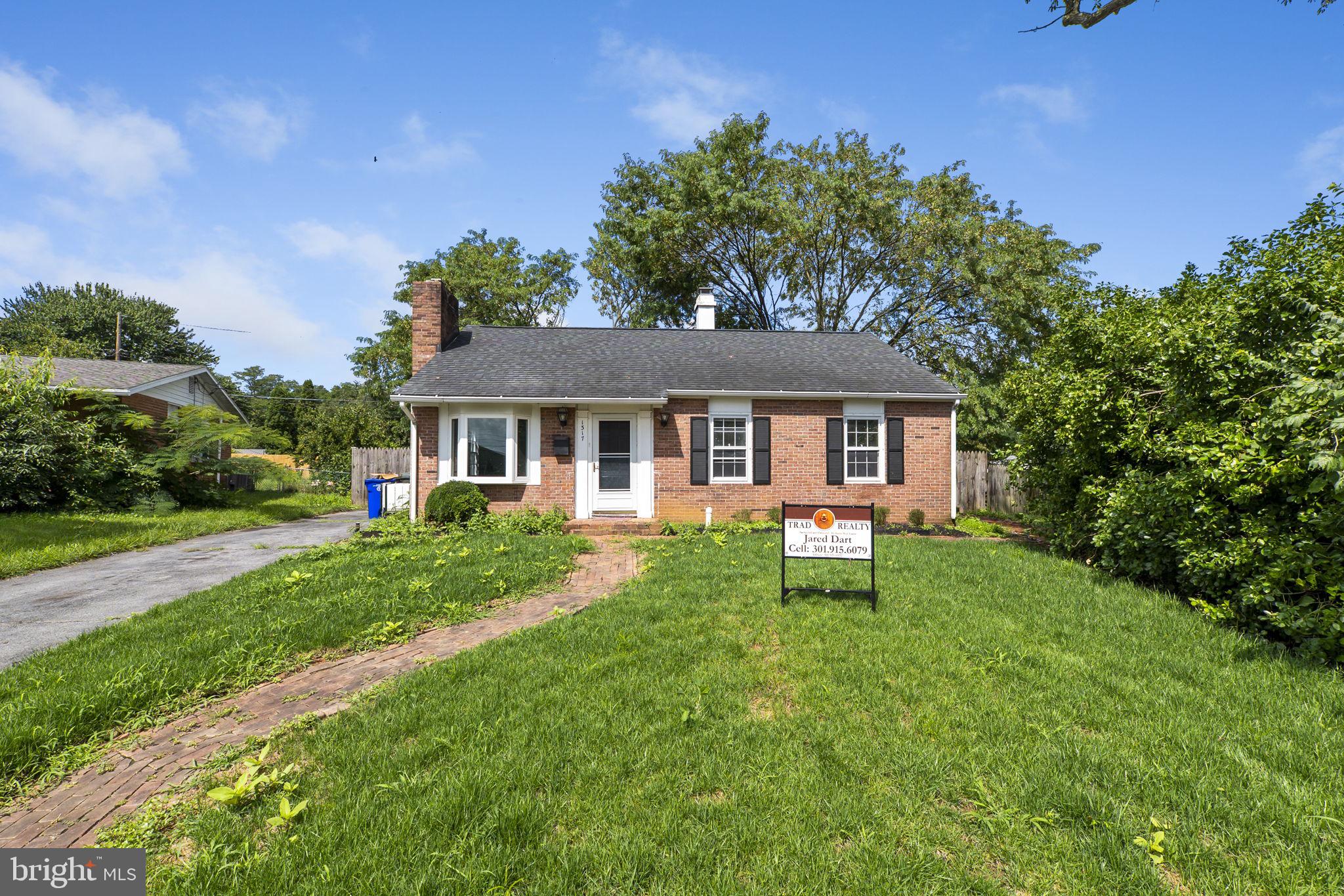 1317 CEDARWOOD DRIVE