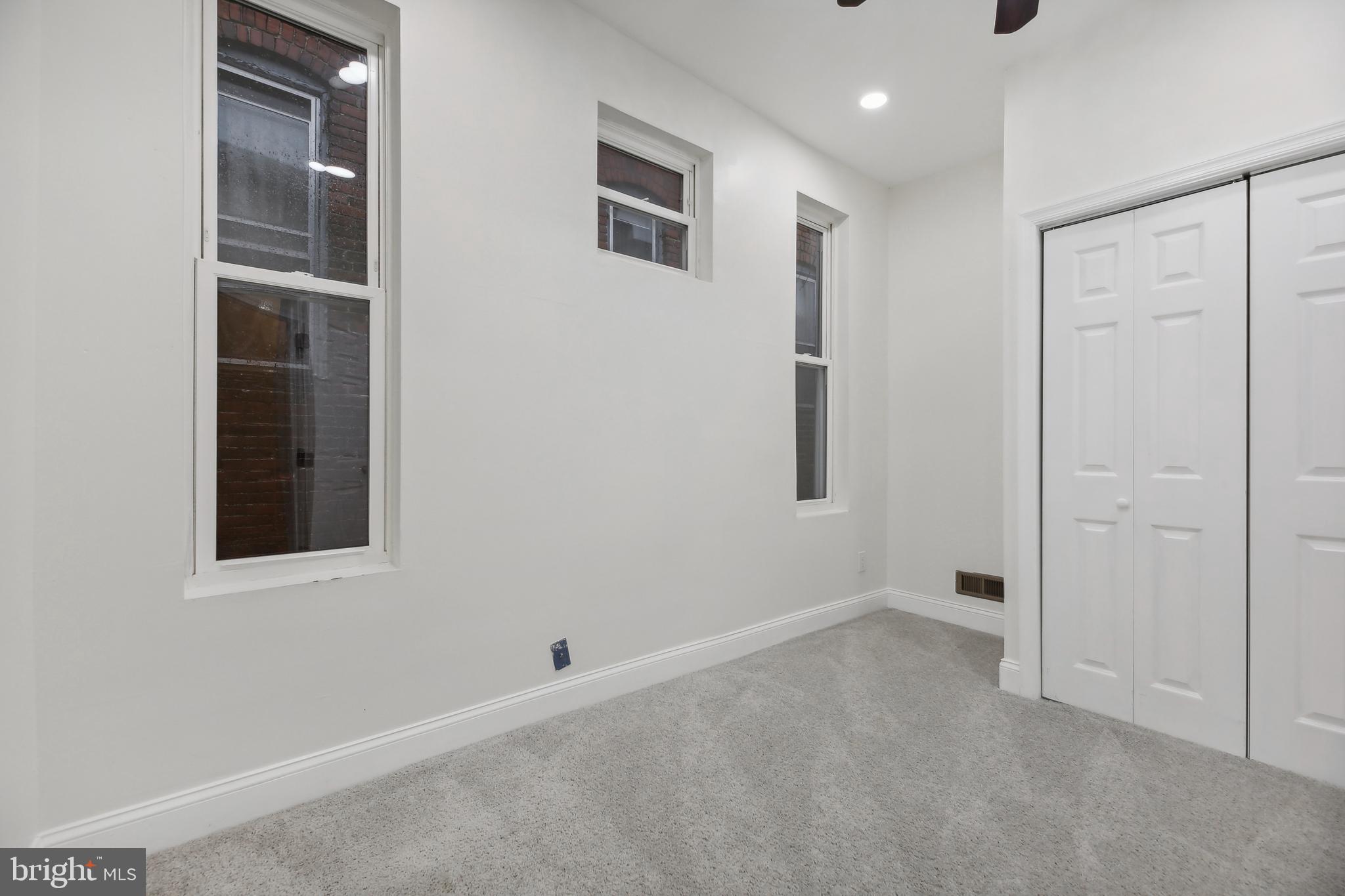 ROSEMONT - Residential Lease