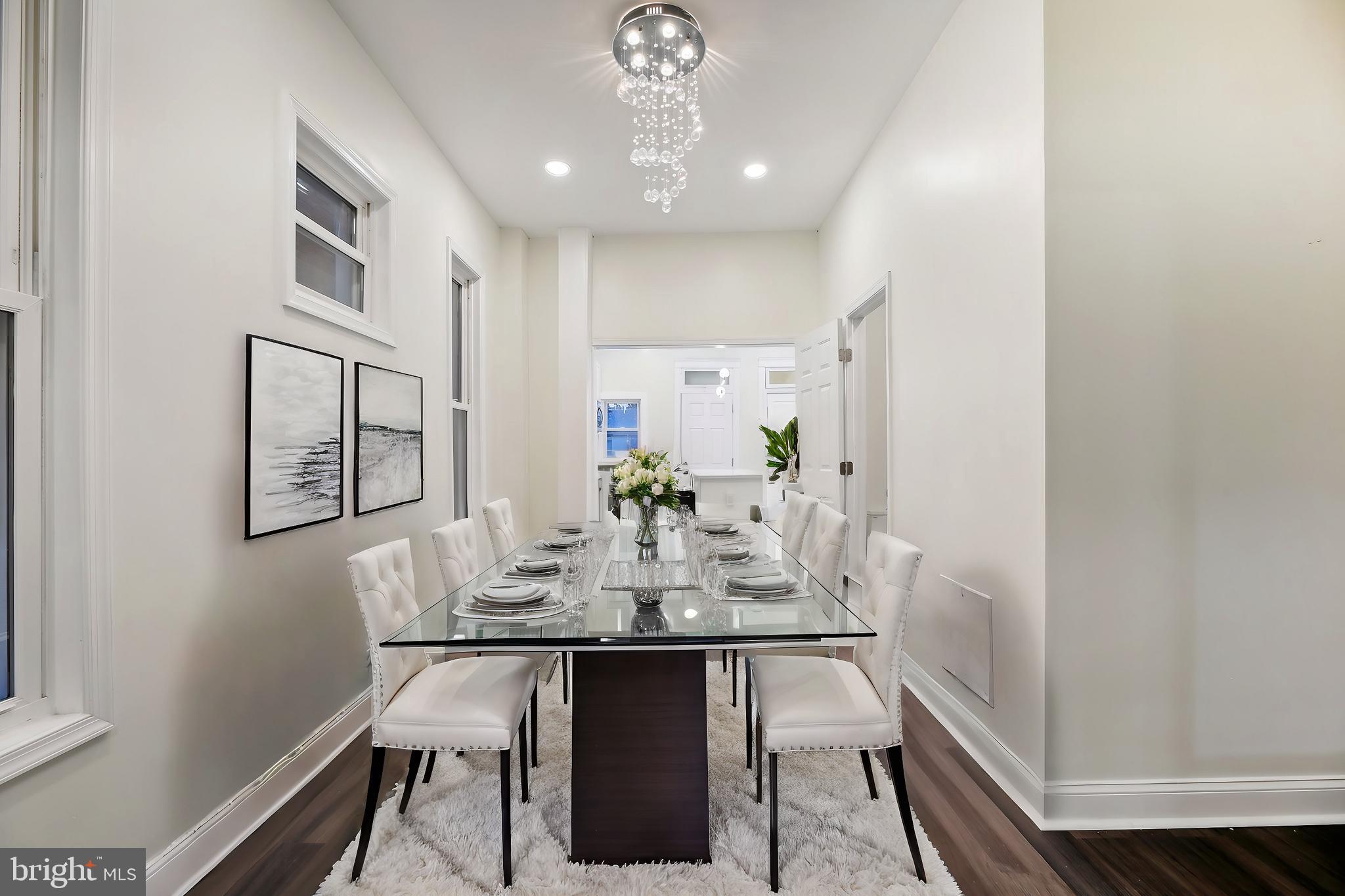 ROSEMONT - Residential Lease