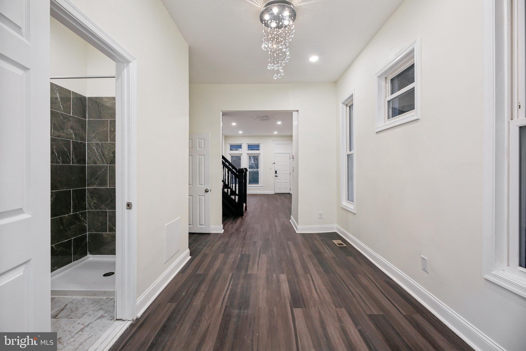 ROSEMONT - Residential Lease