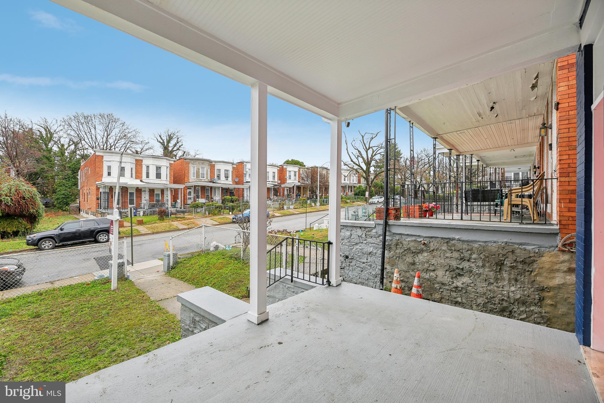 ROSEMONT - Residential Lease