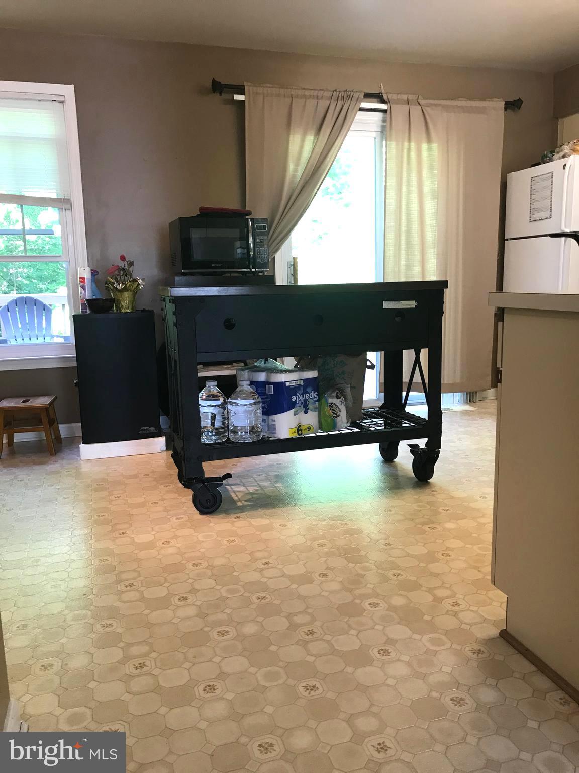 KINGSTOWNE - Residential Lease