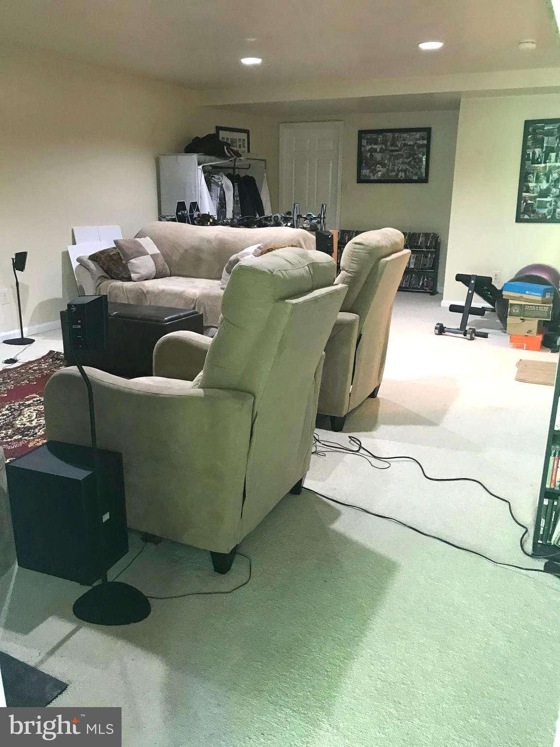 KINGSTOWNE - Residential Lease