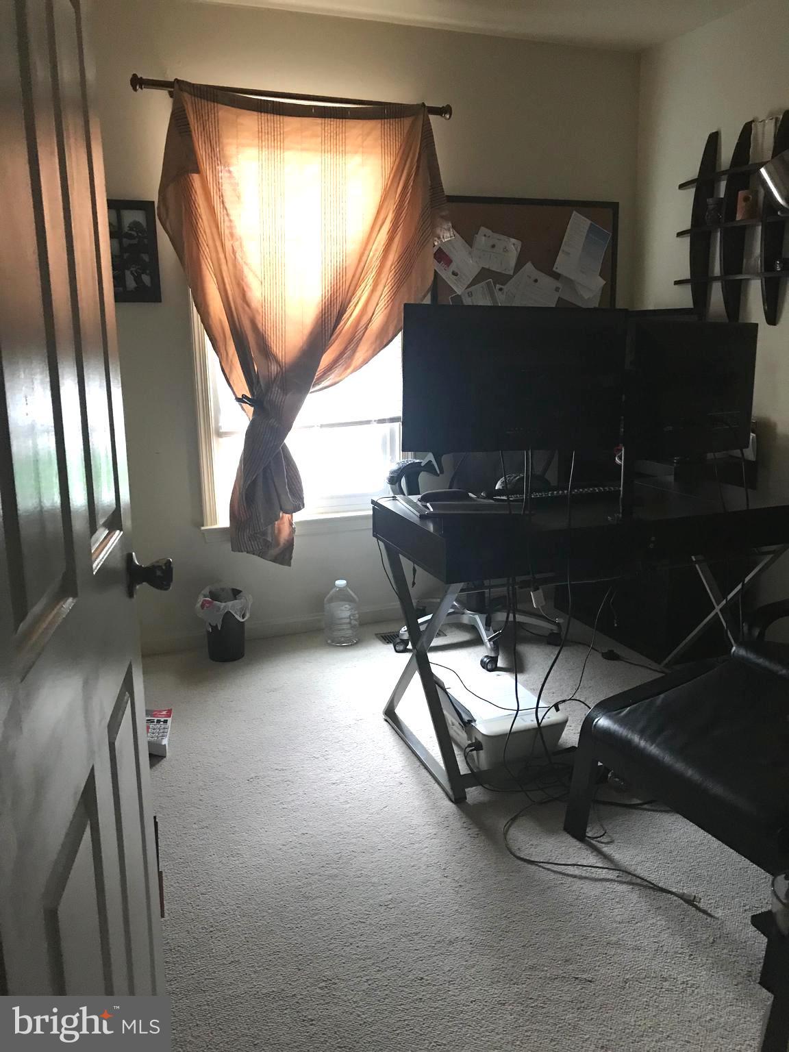 KINGSTOWNE - Residential Lease