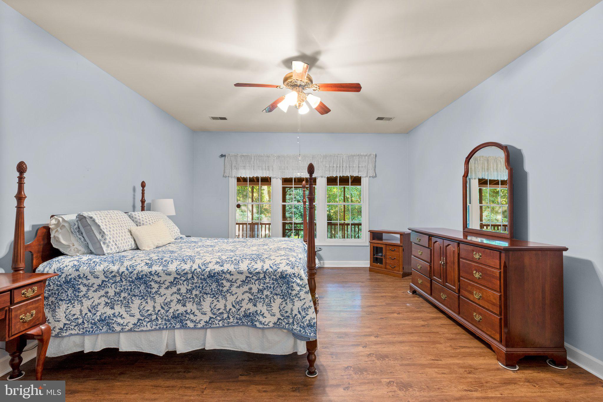 SOUTH RIVER COLONY - Residential