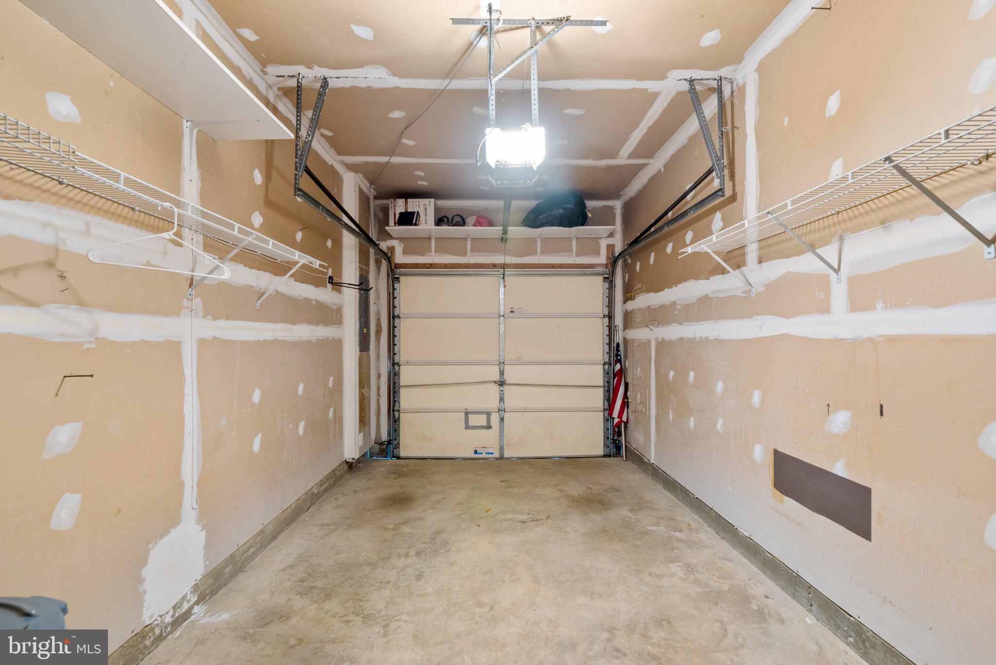 SOUTH RIVER COLONY - Residential