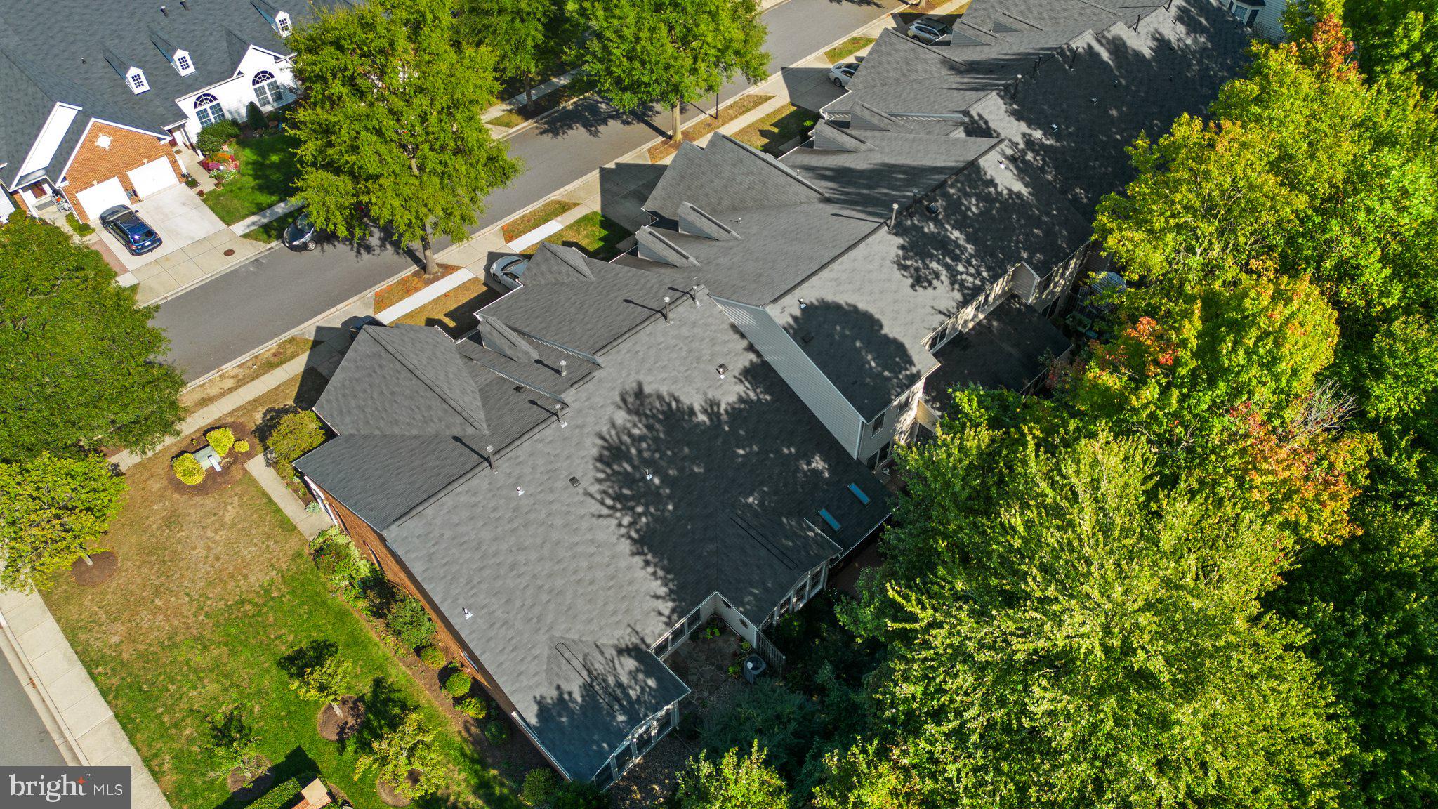 SOUTH RIVER COLONY - Residential