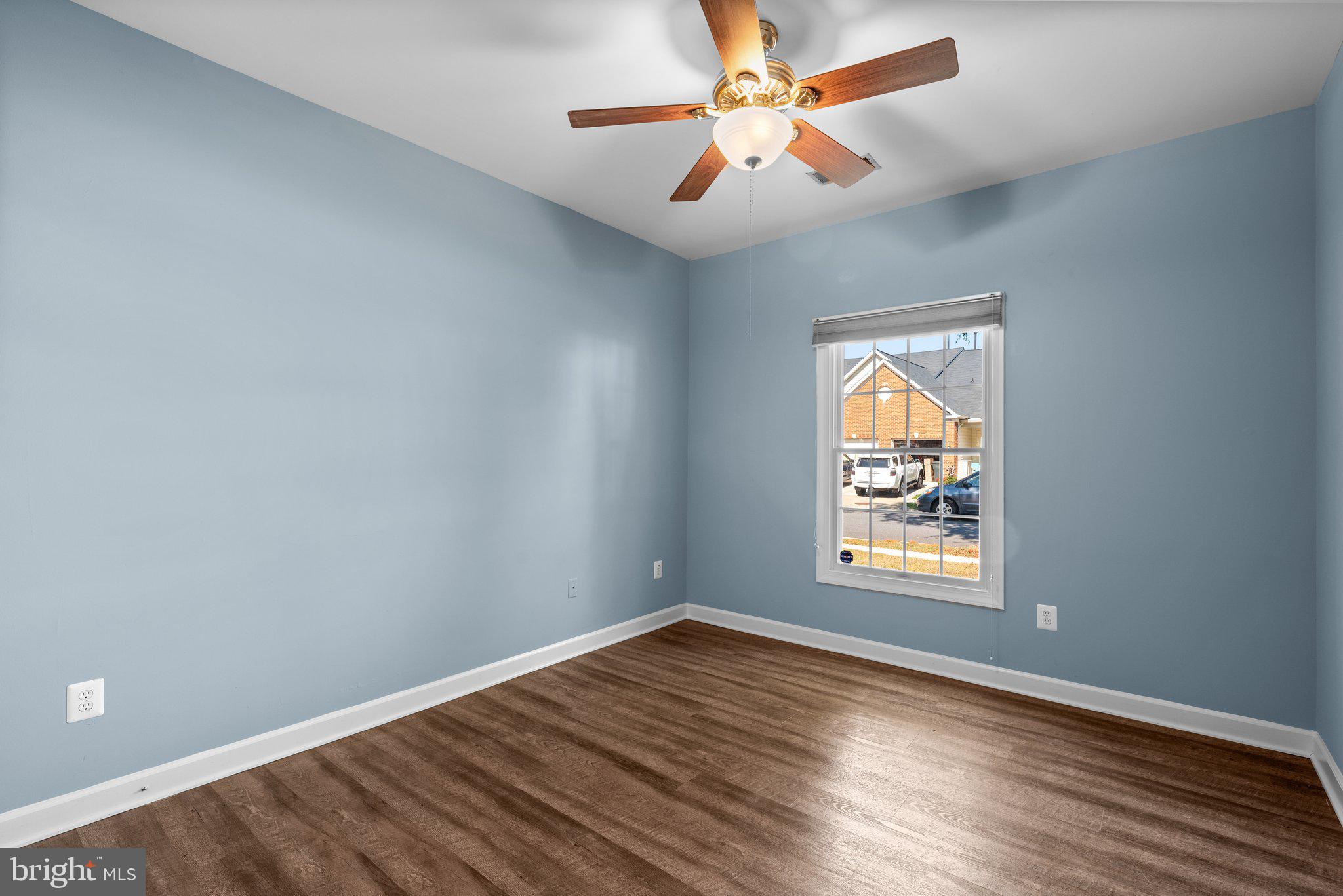 SOUTH RIVER COLONY - Residential