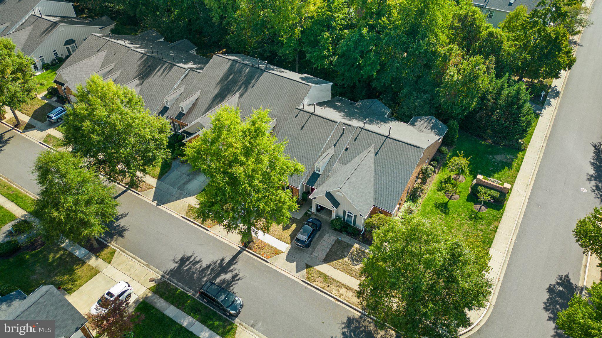 SOUTH RIVER COLONY - Residential