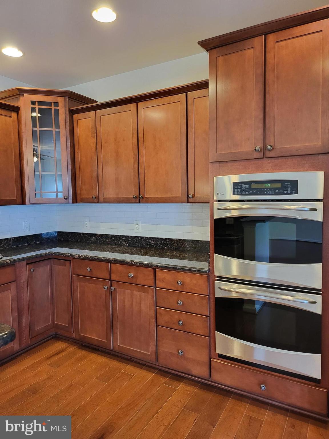 CENTREVILLE CROSSING - Residential Lease