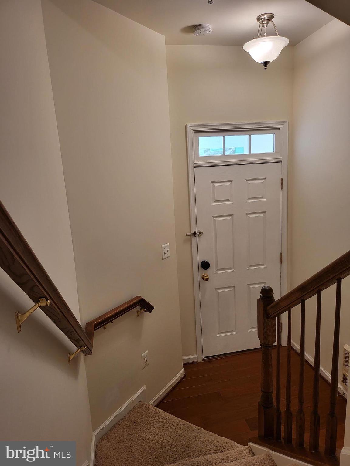 CENTREVILLE CROSSING - Residential Lease