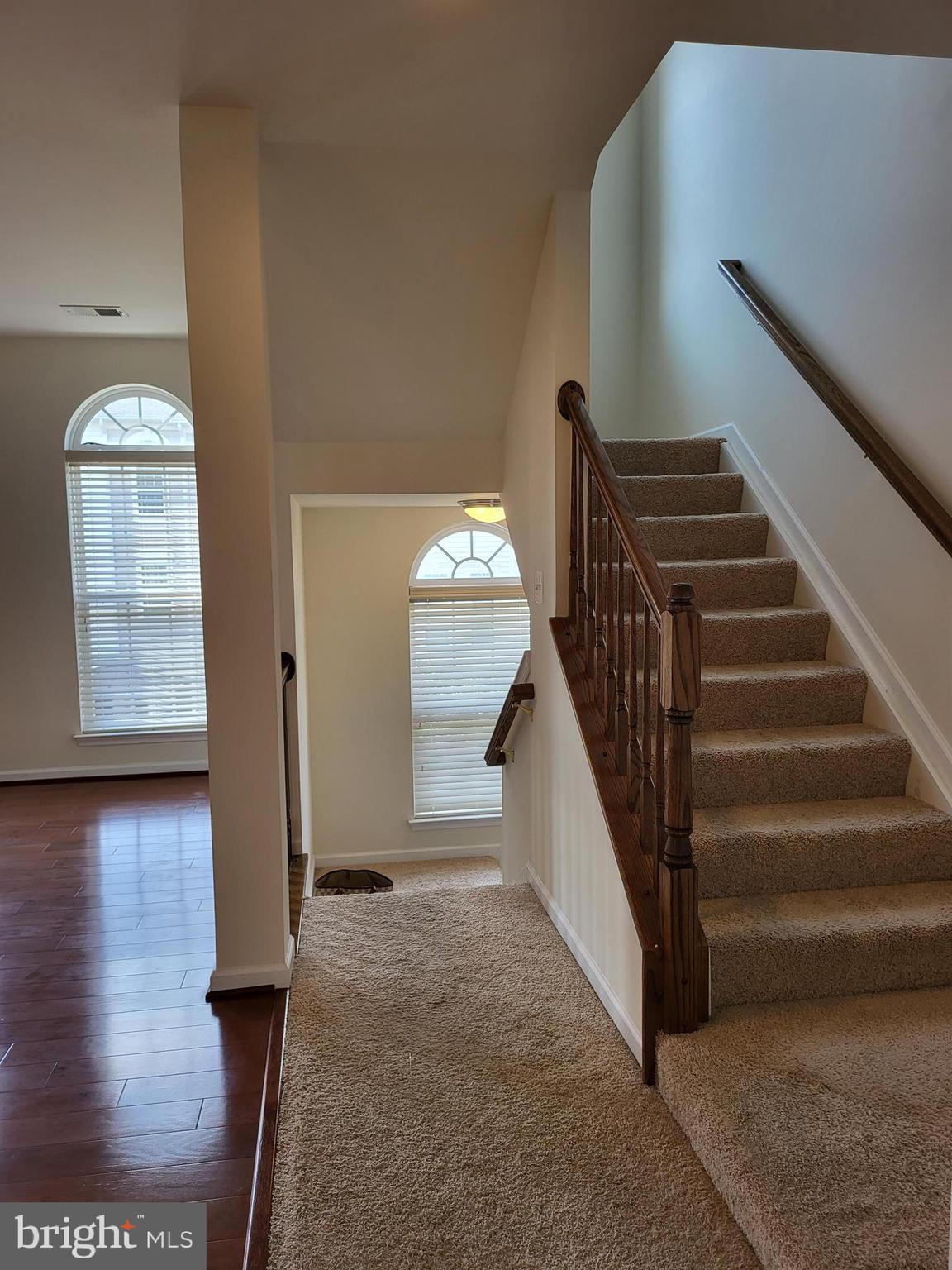 CENTREVILLE CROSSING - Residential Lease