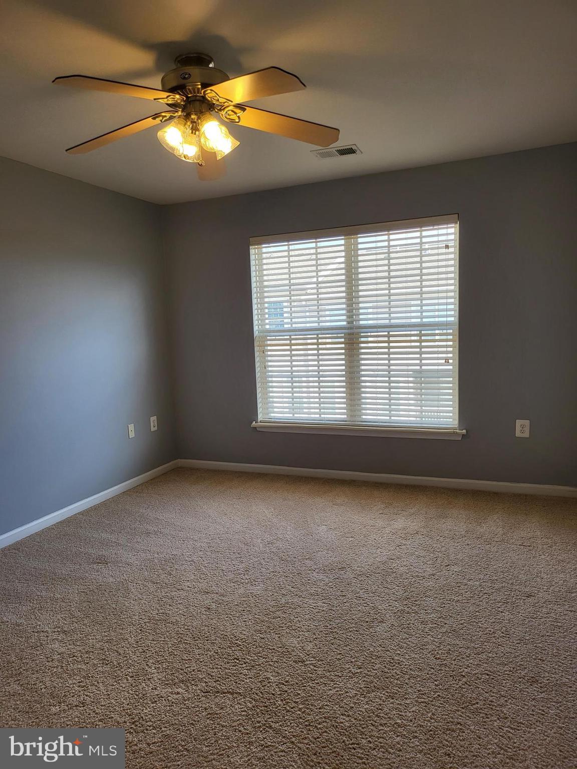 CENTREVILLE CROSSING - Residential Lease