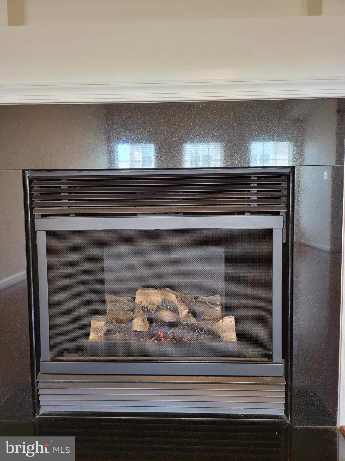 CENTREVILLE CROSSING - Residential Lease