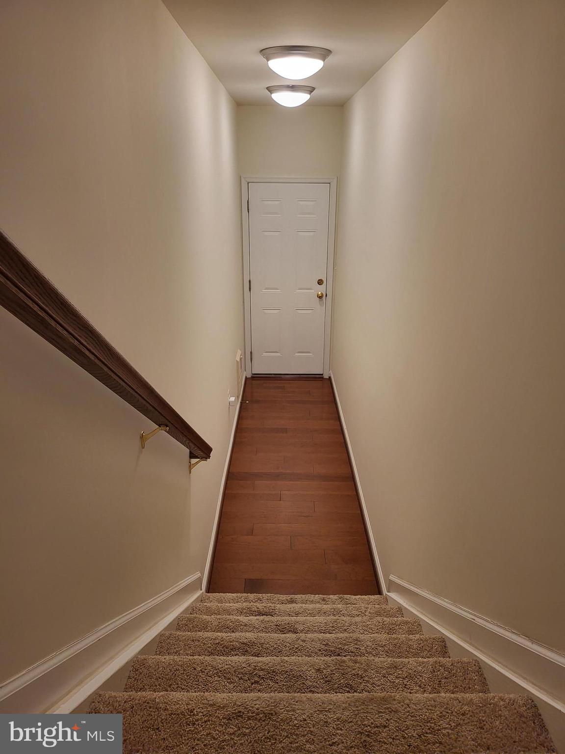 CENTREVILLE CROSSING - Residential Lease