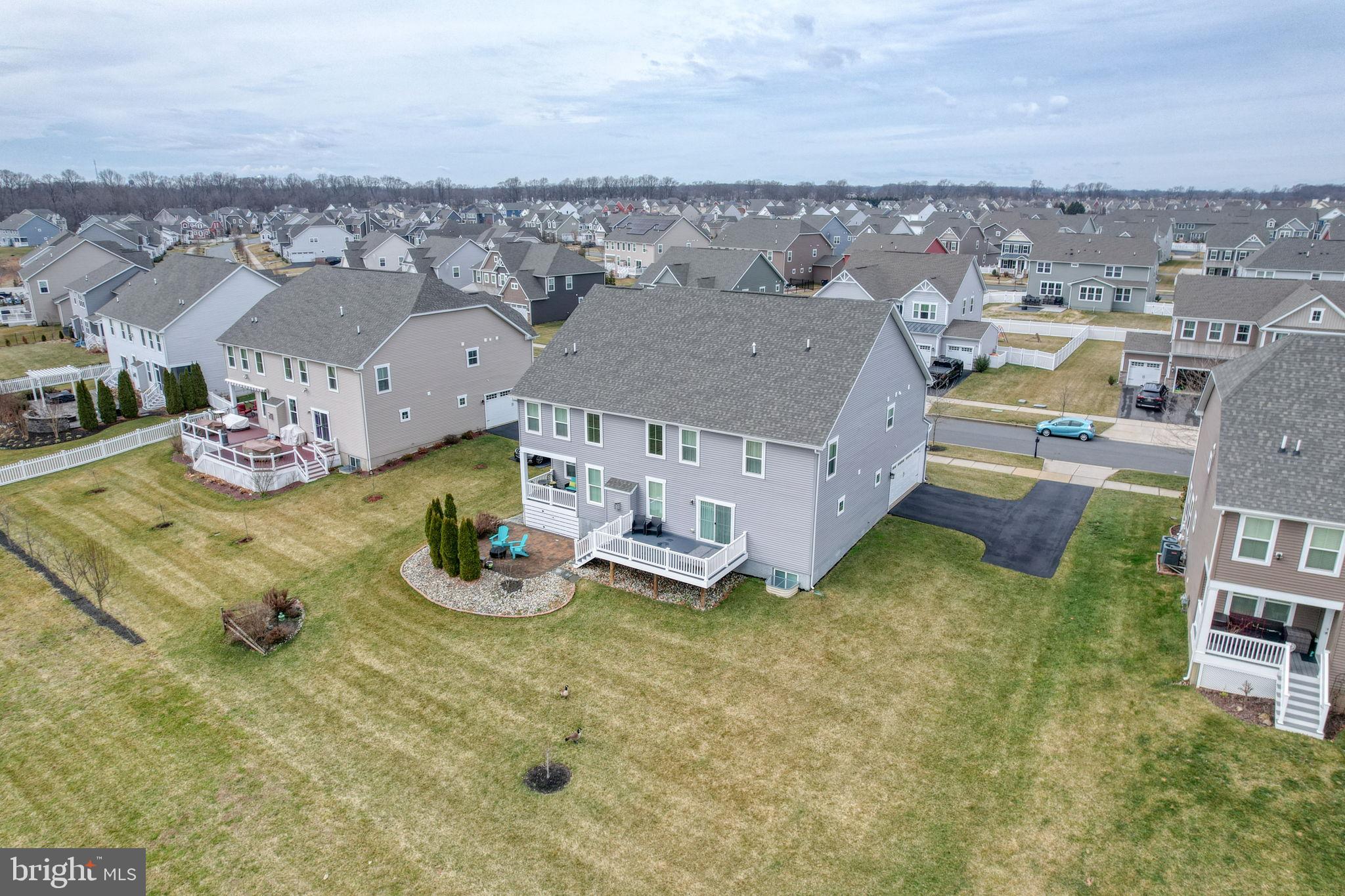 610 SPRING HOLLOW DRIVE