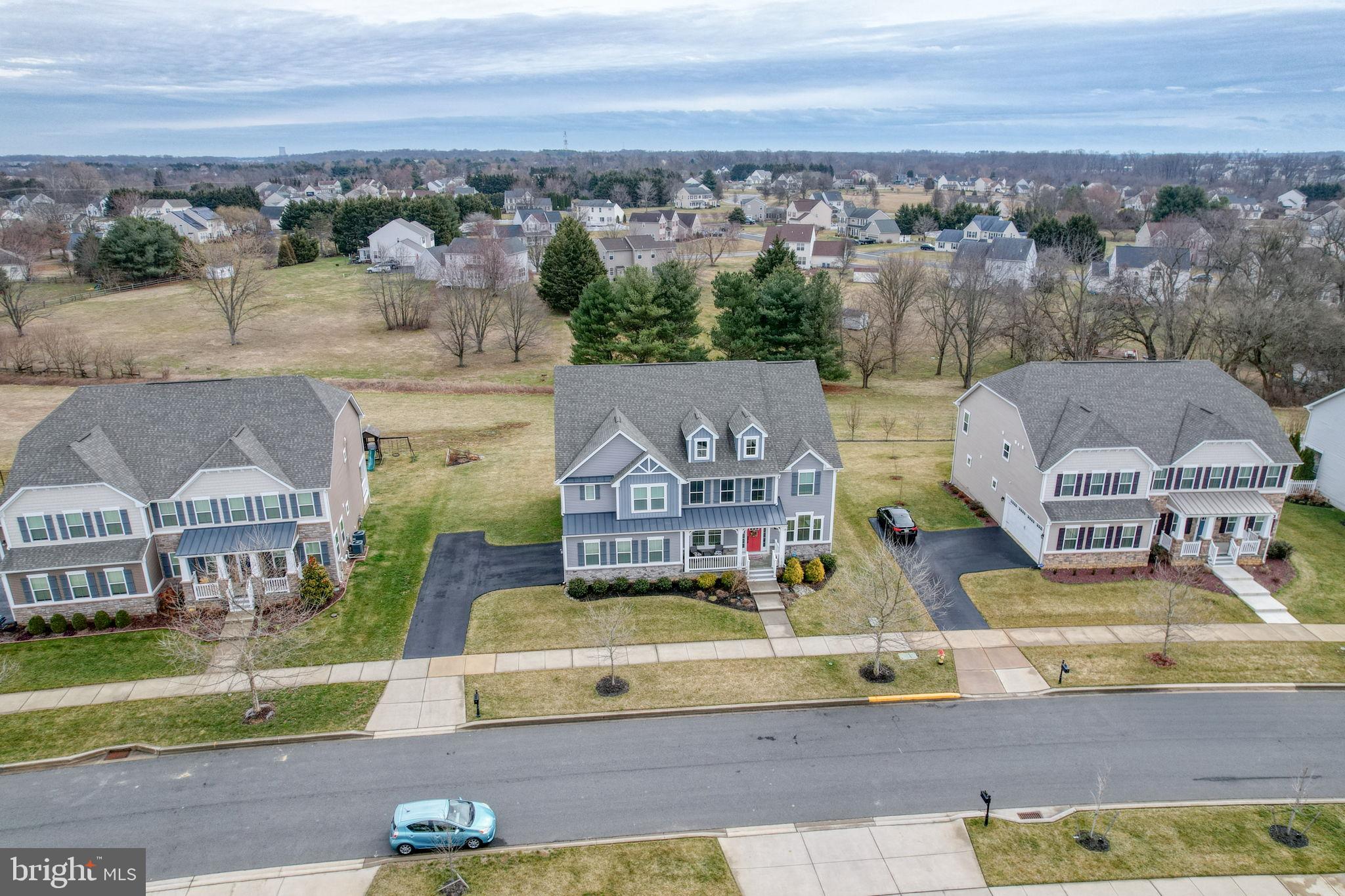 610 SPRING HOLLOW DRIVE