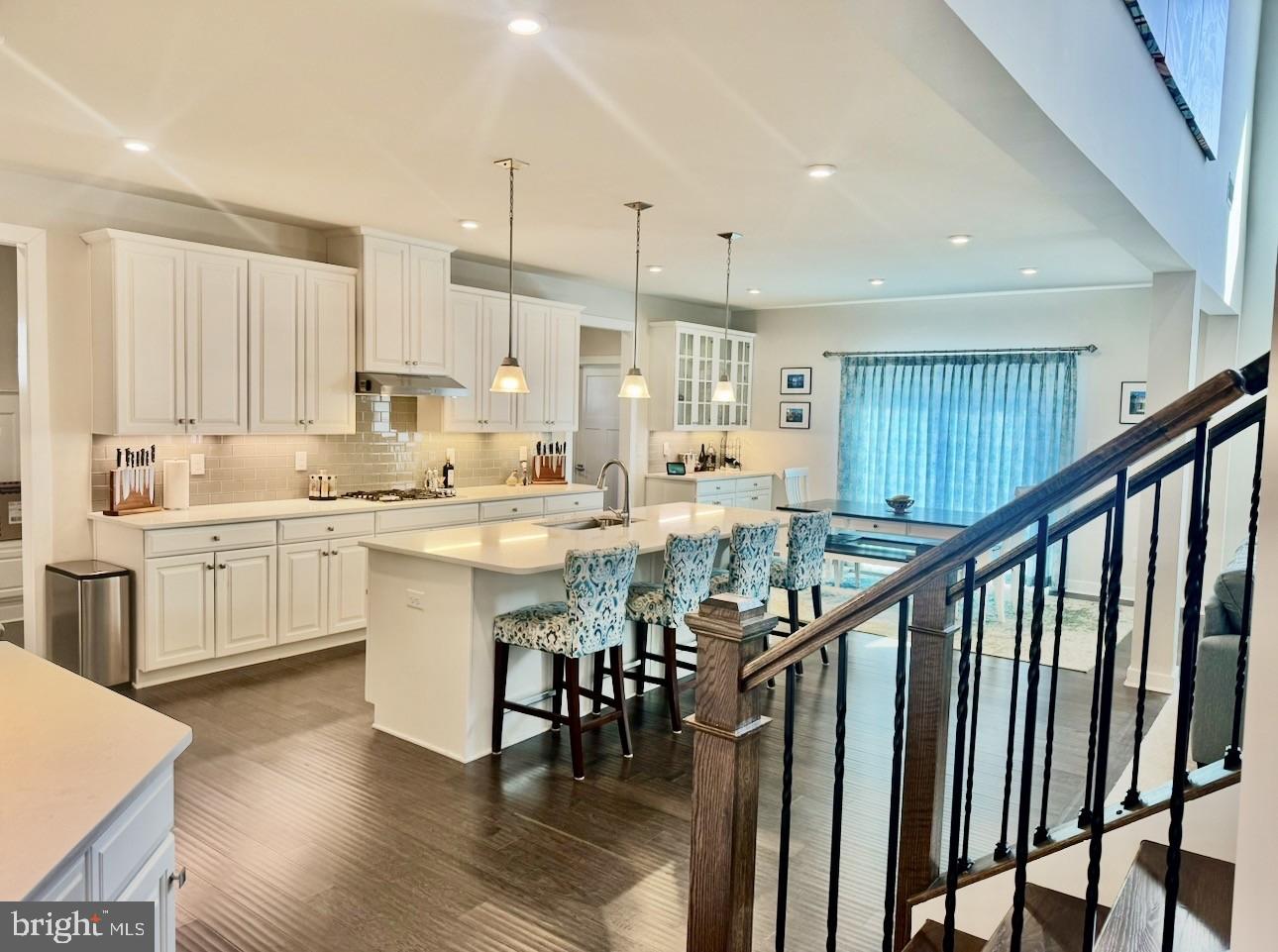 610 SPRING HOLLOW DRIVE